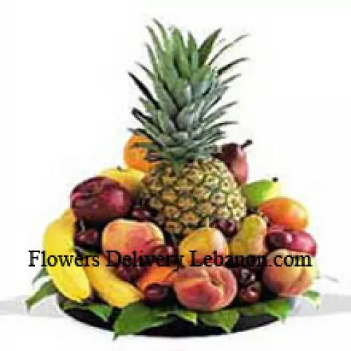 Kori, jossa on 5 kg (11 paunaa) erilaisia tuoreita hedelmiä